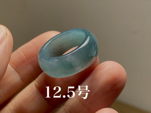 L3-63 氷糯種 青緑色 12.5号 天然グアテマラ産 藍水 A貨 本翡翠