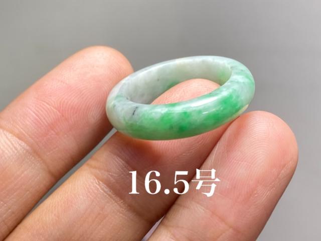 L7-61 美品 白底陽緑 16.5号 ミャンマー産天然 A貨 本翡翠 くりぬき リングの通販は 5,848円