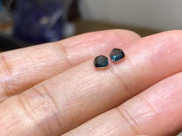 RS8-49 高貴なピーコックブルー 孔雀青 スピネル ミャンマー産 ルース RS8-49 高貴なピーコックブルー 孔雀青 孔雀緑 スピネル ミャンマー産