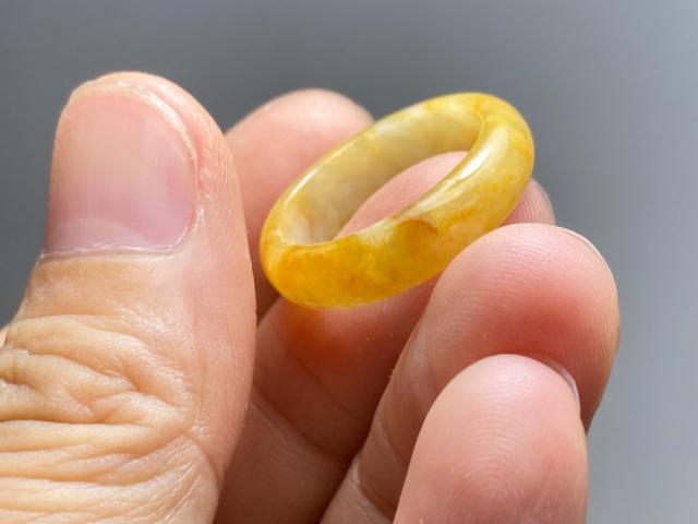 ミャンマー産 天然本翡翠 A貨 氷種 黄翡 ネックレス ミャンマー