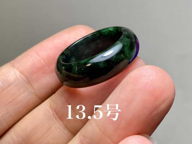 L10-147 一点物 黒緑 13.5号 ミャンマー産天然 A貨 本翡翠 くりぬき リングの通販は