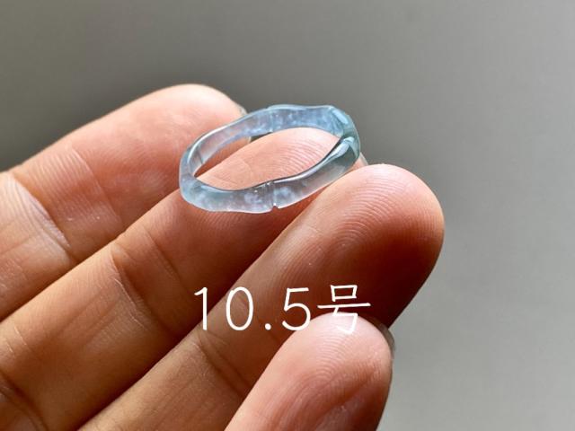 L15-230 高氷種 竹節 薄水色 10.5号 グアテマラ産 A貨 本翡翠 くりぬき