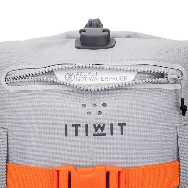 トリゲーム盤 難民キャンプ装具 砂浜 余暇装具 ダッフルバックパック 雨合羽 30L 8511974 GRY 貨物輸送無料