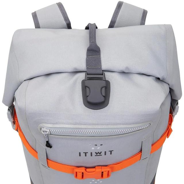 トリゲーム盤 難民キャンプ装具 砂浜 余暇装具 ダッフルバックパック 雨合羽 30L 8511974 GRY 貨物輸送無料
