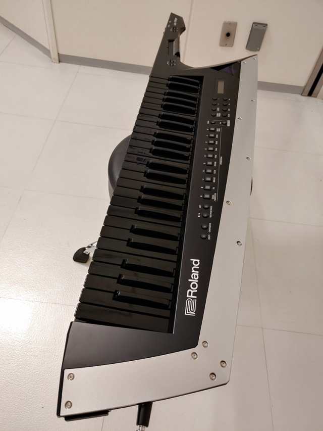 Roland ローランド シンセサイザー AX Edge B ブラック 鍵盤