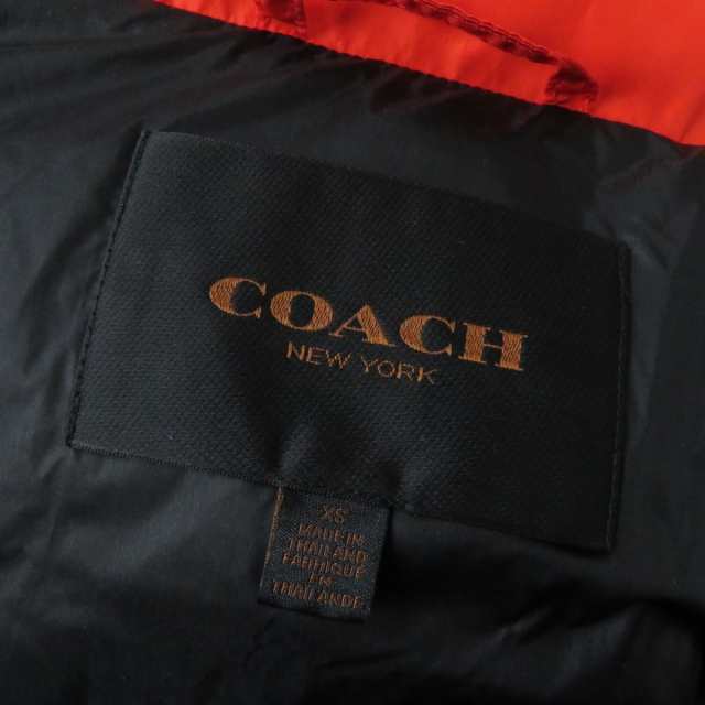 極美品★正規品 COACH コーチ F86126 ムートントリム フード・ラバーロゴパッチ付 ZIP UP ダウンジャケット レディース オレンジ  XS｜au PAY マーケット