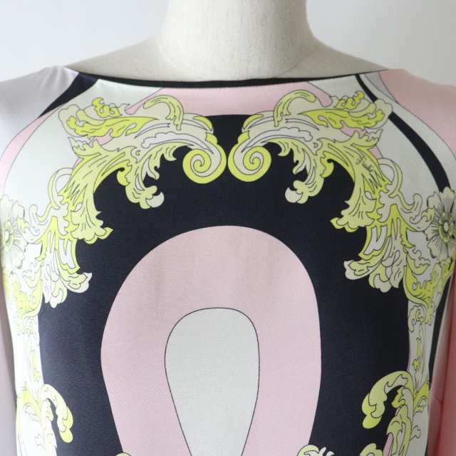 美品☆正規品 EMILIO PUCCI エミリオプッチ 37RH14 バロック柄 シルク