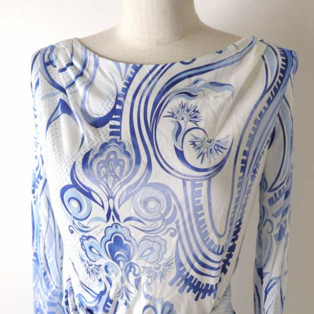 未使用品◎正規品 伊製 EMILIO PUCCI エミリオ プッチ 12RL97 ベルト付き 長袖ワンピース ブルー系 総柄プリント 38  タグ・ハンガー付き｜au PAY マーケット