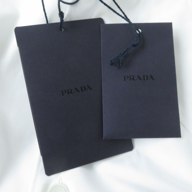 未使用品◎正規品 イタリア製 PRADA プラダ 23SS DNA908 メンズ ロゴパッチ トライアングル ボーリングシャツ BIANCO（白） M  タグ付き｜au PAY マーケット