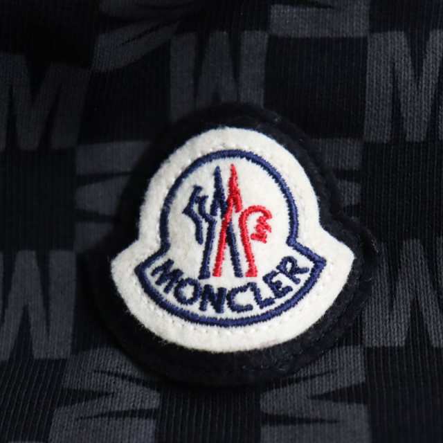 美品○2022年製 MONCLER モンクレール ロゴワッペン付 ロゴ総柄