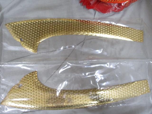 新品 五月人形 甲匠翠鳳作 琥珀塗鉢金箔押兜 飛龍 25号 光金立体