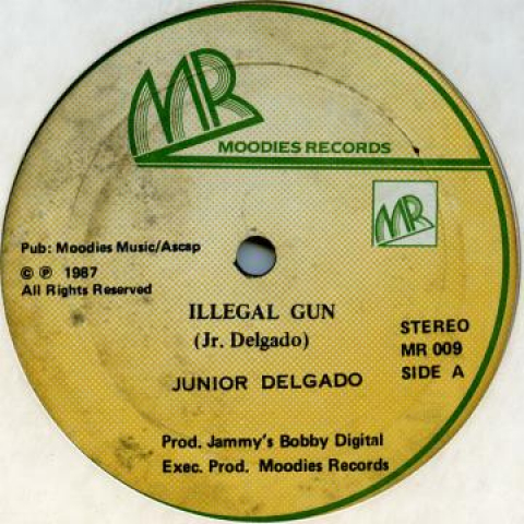 【新品】米12” Junior Delgado Ilegal Gun (レーベルダメージ) / Walther Pk MR009 Moodies Records /00170 4,910円
