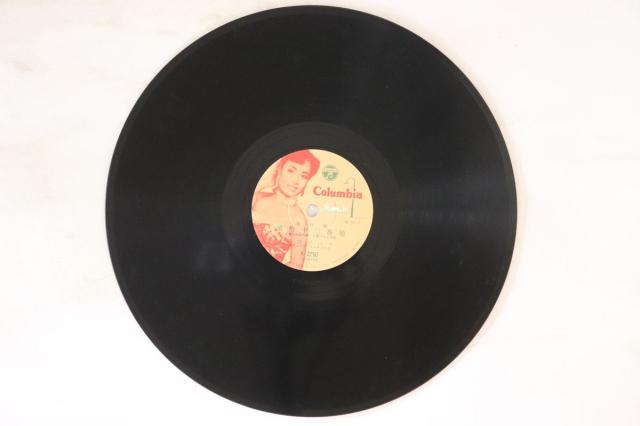 【中古】78RPM/SP 美空ひばり 港町十三番地 / 伊豆の乗合バス A2750 COLUMBIA /00500