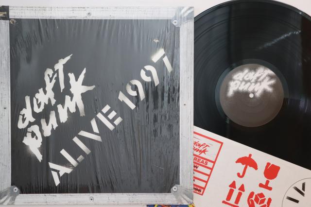 欧LP Daft Punk Alive 1997 V2952 	VIRGIN /00260 中古】欧LP Daft Punk Alive 1997 V2952 VIRGIN /00260 【公式通販】