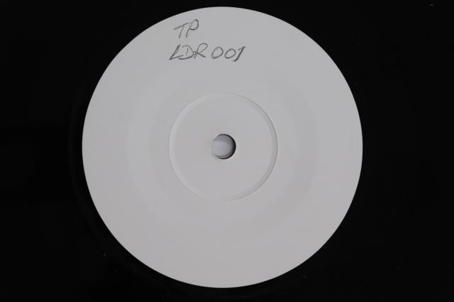 【中古】英7” Ronnie Davis Beware Of Evil Men LDR001 NOT ON LABEL / ON TO /00080