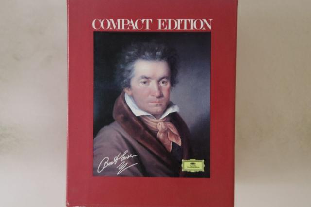 クラシック 10discs CD Beethoven Beethoven Compact Edition POCG93809 POLYDOR /01100 中古】10discs CD Beethoven Beethoven Compact Edition