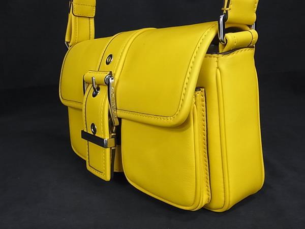 ■新品同様■ MICHAEL KORS マイケルコース レザー ワンハンドル ショルダーバッグ ハンドバッグ 肩掛けかばん イエロー系 BJ9407_2