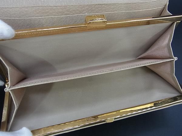 ■極美品■ VALENTINO GARAVANI ヴァレンティノ ガラヴァーニ レザー がま口 二つ折り 長財布 ウォレット ベージュ系 BL3529