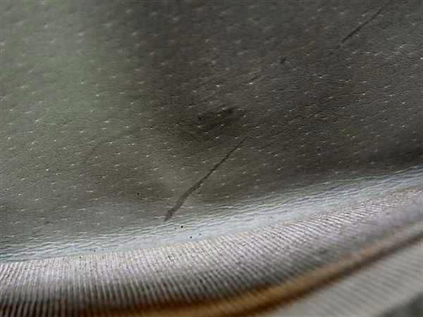 ■極美品■ VALENTINO GARAVANI ヴァレンティノ ガラヴァーニ レザー がま口 二つ折り 長財布 ウォレット ベージュ系 BL3529