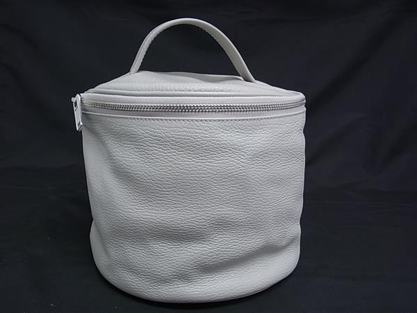 ■極美品■ MM6 Maison Margiela メゾン マルジェラ レザー バニティバッグ バニティポーチ メイクポーチ グレー系 BP2423