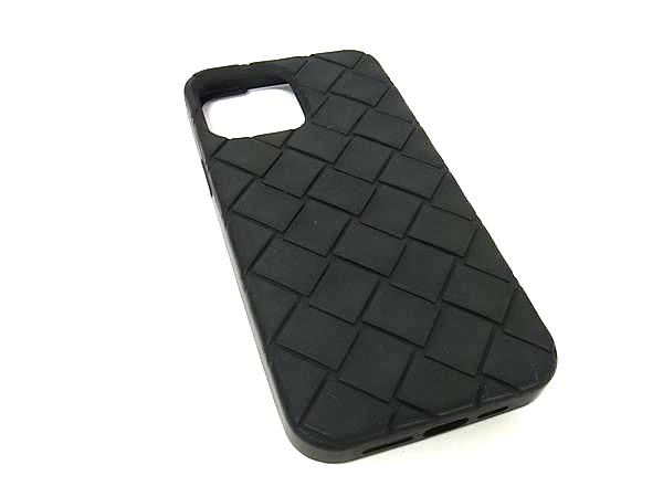 ■美品■ BOTTEGA VENETA ボッテガヴェネタ イントレチャート ラバー iPhone16Pro Max 対応 アイフォンケース ブラック系 BT2228