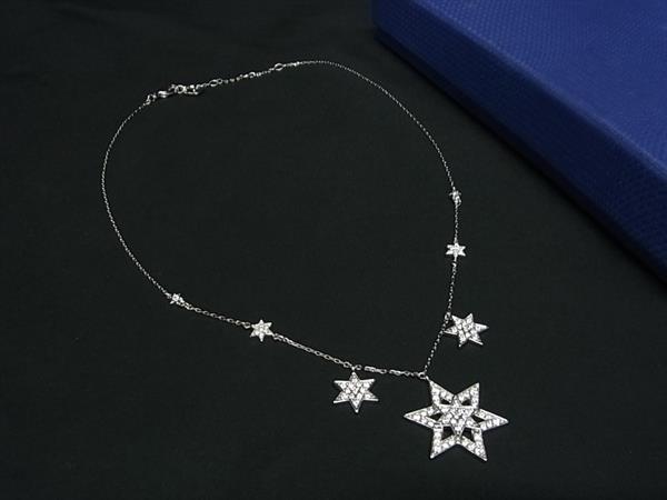 ■新品同様■ SWAROVSKI スワロフスキー スター ラインストーン ネックレス ペンダント アクセサリー レディース シルバー系 CC2718