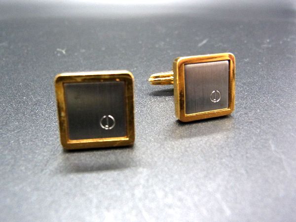 美品 dunhill ダンヒル カフス カフリンクス コンビカラー ボタン 極美品▽Dunhill ダンヒル dロゴ カフスボタン カフリンクス カフス