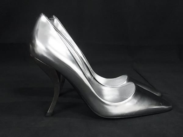 □新品□未使用□ Roger Vivier ロジェヴィヴィエ レザー ヒール