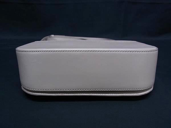 □新品同様□ DEMELLIER デメリエー ミディ モントリオール レザー