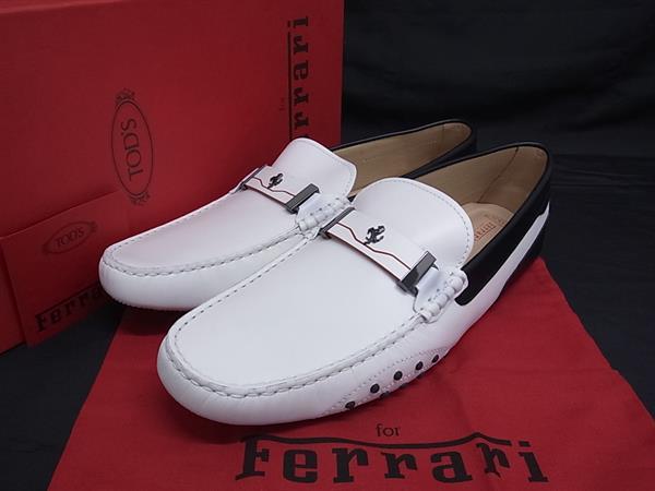 ■美品■ TODS トッズ フェラーリ コラボ レザー ドライビングシューズ 表記サイズ12 (約31.0cm) 靴 メンズ ホワイト系 FK9268