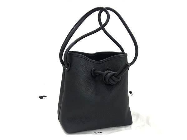 ■極美品■ VASIC ヴァジック ボンド ミニ レザー 巾着型 ハンドバッグ トートバッグ レディース ブラック系 FN1680