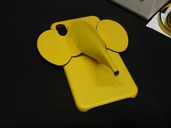 ■極美品■ LOEWE ロエベ アナグラム レザー エレファント ゾウ iPhone X/XS 対応 iPhoneケース スマホケース イエロー系 FQ3500
