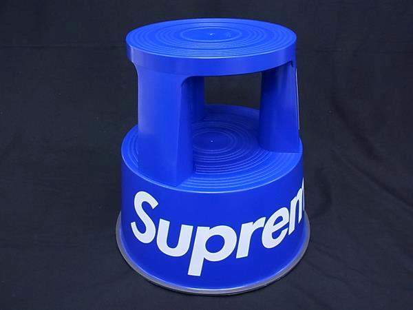 Supreme Wedo Step Stool Black Supreme / Wedo Step Stool 