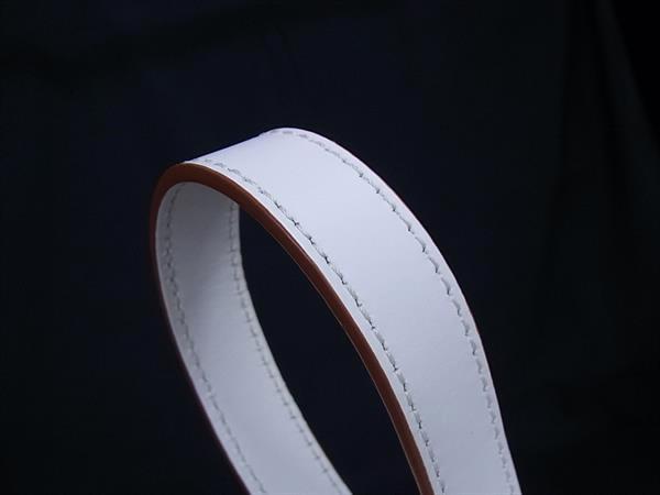 ■美品■ LOEWE ロエベ バルーンバッグ レザー クロスボディ ショルダーバッグ 斜め掛け アイボリー系 FR7166 □美品□ LOEWE ロエベ バルーンバッグ レザー クロスボディ
