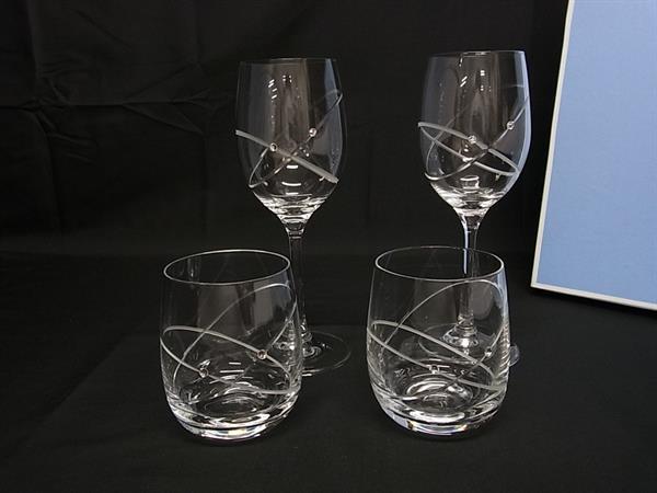 ■新品同様■ WEDGWOOD ウェッジウッド プロミシス ウィズ ディス リング 4点セット コップ 食器 テーブルウェア クリア FR8881