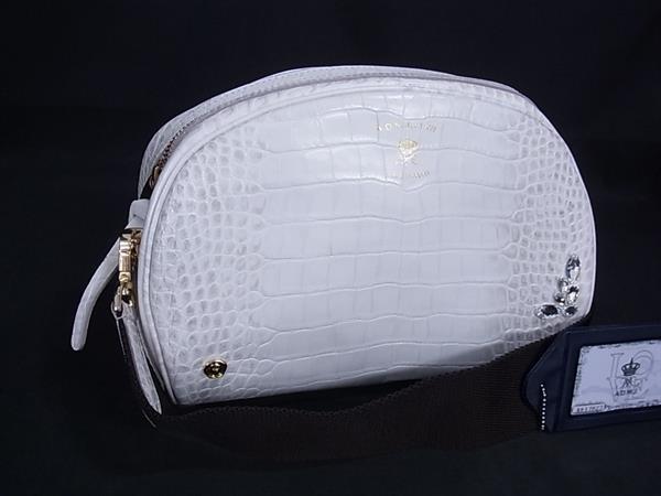 ADMJクロスボディバッグ[新品] 4月7日限定価格【新品】ADMJ