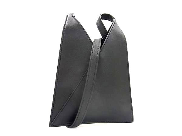 ■極美品■ MM6 Maison エムエムシックス メゾン マルジェラ ジャパニーズ レザー クロスボディ ショルダーバッグ ブラック系 FU4201