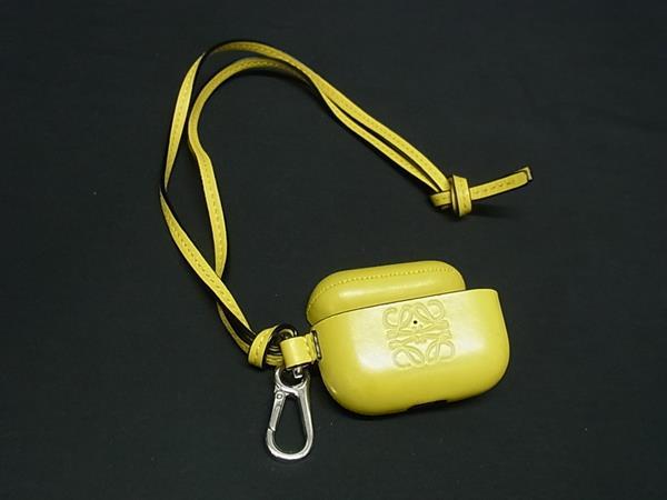 ■極美品■ LOEWE ロエベ アナグラム レザー AirPodsケース エアポッズケース イエロー系 FU5418