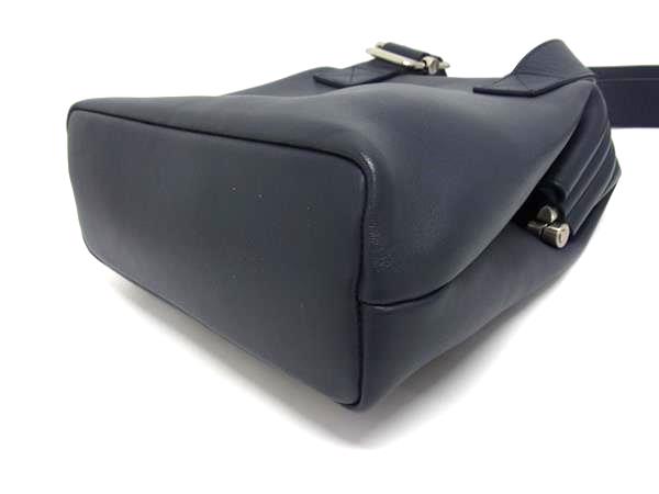 ■極美品■ OSOI オソイ レザー ショルダーバッグ 肩掛け レディース ネイビー系 FU7752 □極美品□ OSOI オソイ レザー ショルダーバッグ 肩掛け レディース
