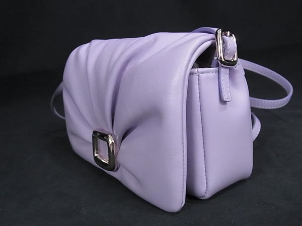 ■新品■未使用■ Roger Vivier ロジェヴィヴィエ ヴィヴ レザー 2WAY ショルダーバック クラッチバッグ ライトパープル系 FX0632_2