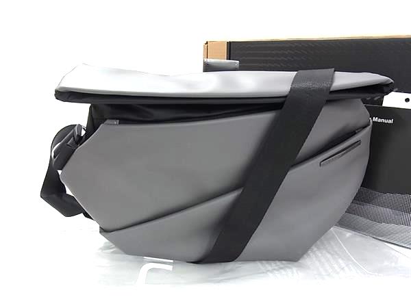 □新品同様□ NIID ニード R1 スリングバッグ PVC ショルダーバッグ 