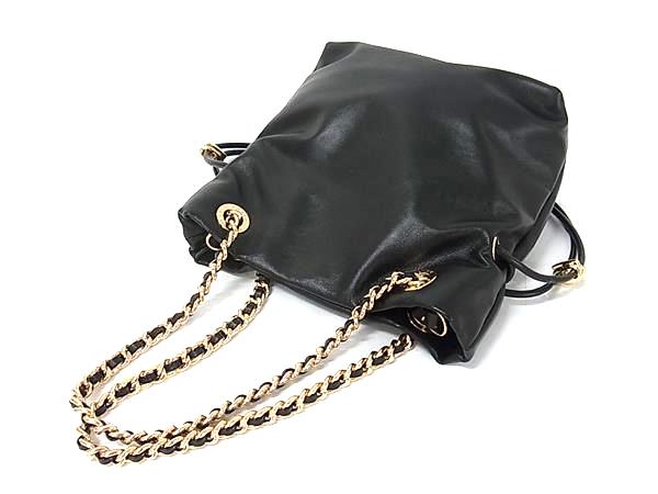 □新品同様□ CHARLES ＆ KEITH チャールズアンドキース アリア レザー 