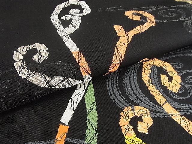 平和屋本店■最高級　龍村平蔵製　六通柄　本袋帯　さわらび　黒地　金銀糸　正絹　逸品　KAAA10374kk4 平和屋本店○最高級 龍村平蔵製 六通柄 本袋帯 さわらび 黒地 金銀糸