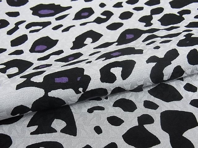 平和屋本店□極上 着物デザイナー 井尻学 小紋 ヒョウ柄 黒地 正絹