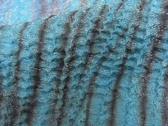 平和屋本店■極上　十日町　名門　滝泰謹製　訪問着　襲絞り　渦　銀通し地　鈴乃屋扱い　正絹　逸品　KAAA1047kk4 平和屋本店□極上 十日町 名門 滝泰謹製 訪問着 襲絞り 渦 銀