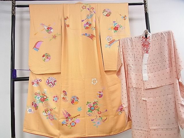 平和屋本店■極上　創業460年・千總　七五三　女の子　7歳　祝着・襦袢(無双仕立て・半衿刺繍)　楽器　花毬文　金彩　逸品　DZAA1741kh4