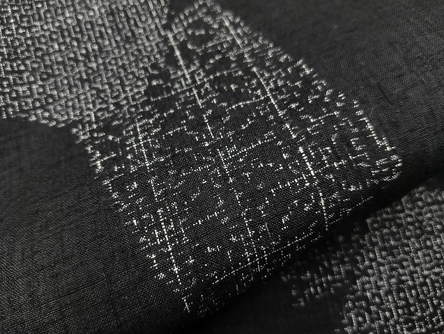 平和屋本店□極上 結城紬 100亀甲 雪輪重ね文 黒地 証紙付き さが美扱い