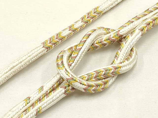 平和屋着物●和装小物　上質な帯締め　大正十四年創業 和装小物の老舗 三ッ杵印 紐の渡敬　丸源氏組　撚り房　逸品　未使用　AAAS2869ay