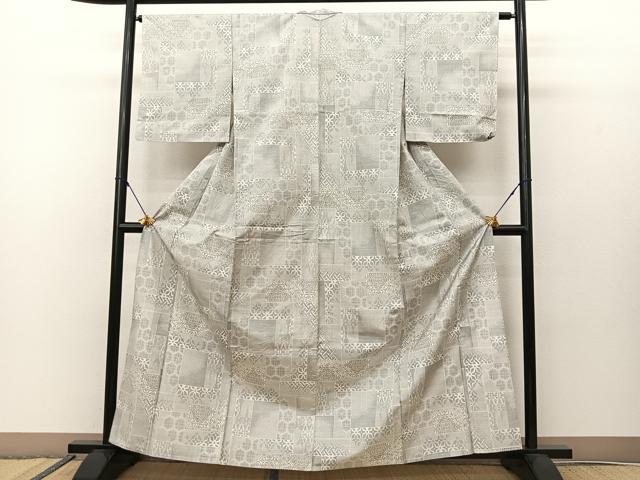 平和屋着物○本場大島紬 白大島 9マルキ 色紙重ね間道 正絹 逸品