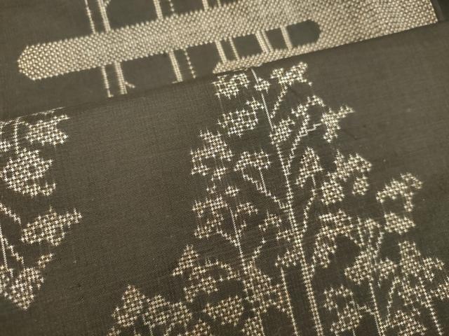 平和屋着物○都喜ヱ門 本場大島紬 7マルキ 純泥染 樹林